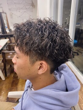 ミオ(Mio) 滋賀、南草津、メンズ美容室、波巻きツイストスパイラルパーマ