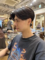 エクリ 麻布十番(equri)&nbsp;ニュアンスパーマ前下がりセンターパート