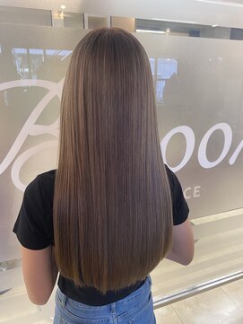 ヘアースペースブルーム ヒーロー 園田店(HAIR SPACE BLOOM hero) 【園田/ブリーチカラー】ミルクティーベージュ