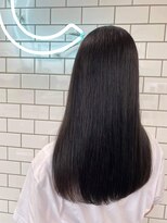サード(ThairD)&nbsp;髪質改善ストレート/レイヤーロング/アースカラー/30代40代50代