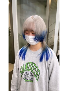 レコ 渋谷(LECO) マッシュウルフカットハイレイヤーシルバーブルールーツカラー