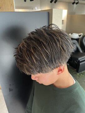 エイト 難波店(EIGHT namba) ハイライト　メンズ　【店長　山本】