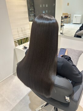 エミュスト(Emuest) 【松葉】髪質改善/髪質改善トリートメント/髪質改善