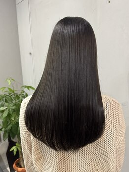 オール(Oar)の写真/髪質改善トリートメントで、髪の芯から美しく。ダメージを補修し、指通りなめらかな憧れの美髮へ。