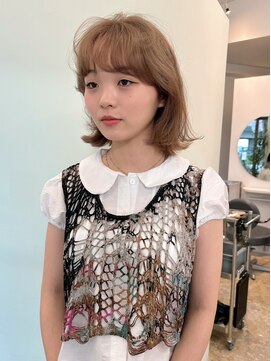 ユー(yew) ミディアムレイヤーカット/ウルフレイヤーカット/顔まわりカット