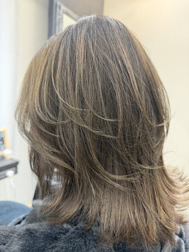 ネオ 玉造(Neo) クビレミディアムスタイル