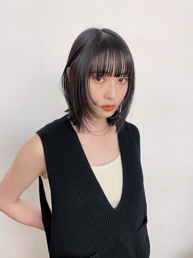 トラッキンアップザパス(TRUCKIN UP THE PATH) 【レイヤーカット】ミディアム×レイヤー×ステップカット