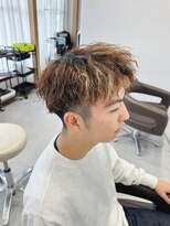 エン(eNN) メンズツイストスパイラルパーマ・刈り上げパーマ・ハイライト