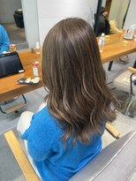 ルイス 宝塚(Luis)&nbsp;宮永ブラウンベージュゆるウェーブセミロング