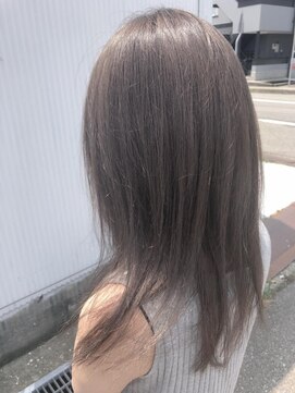 エルモ(ELMO) *透けるシルバーアッシュ*