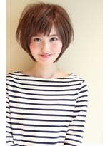 30代40代50代　大人可愛いひし形ショートボブ　シルエットが綺麗