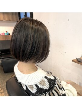 カウチ(Kauti) ハイライトボブ