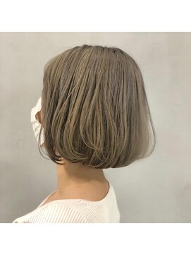 パーク なんば本店(PARK.) ホワイトベージュ