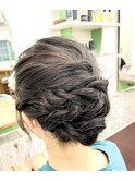 飾りなしでも◎(ヘアセット/お呼ばれスタイル)