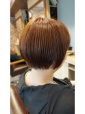 ショートボブ