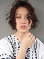 コス(kos) 大人可愛い/レイヤーロング/グレーベージュ/前髪パーマ/二子玉川