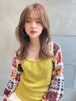 リベルテ銀座20代 ワンホンくびれヘア×オリーブベージュ