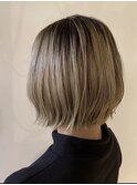 【ハイトーン髪質改善】大人のくびレイヤー切りっぱなしボブ