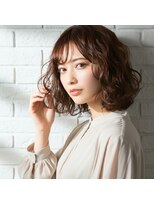 フェリ(farg)&nbsp;ボブにパーマを大胆チェンジ