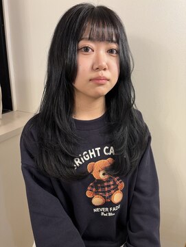 ココルアナ(coco luana) ブルーブラック/韓国/レイヤーカット/髪質改善