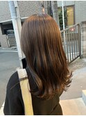 セミロング　ウェーブ　波巻き　透明感　ブラウン