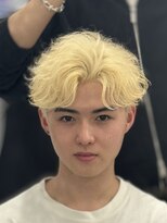 バース 梅田中崎町店(BIRTH)&nbsp;フェザーパーマシャドーパーマセンターパート大阪パーマ