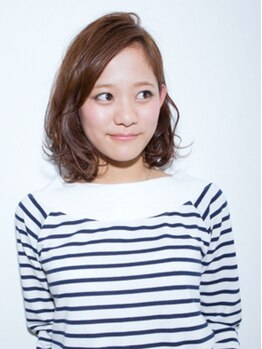 コミュ(commu.)の写真/丁寧なカウンセリングと自宅でのスタイリングも考えたカットが人気!サロン帰りのキレイが続きます♪