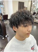 波巻きツイストスパイラルパーマツーブロック刈り上げ