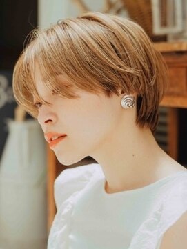 ヘアアンドリラクゼーション シャッセ(Hair&Relaxation SASE) うざバングショート