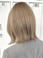 ツキ 横浜店(tuki)&nbsp;ミルクティーベージュダブルカラーインナーカラーケアブリーチ