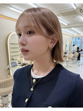 サンド 池袋 2nd(sand) ぱつっとボブ#ミニボブ#ベージュ#白髪ぼかし