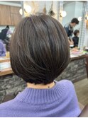 ショートボブ