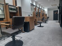 店内は居心地の良い空間になっております◎