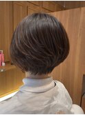 ショートボブ