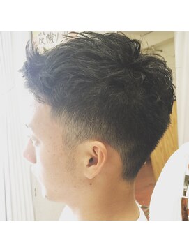 ヘアーサロン クロス(hairsalon CrOSS) グラデーションショートカット