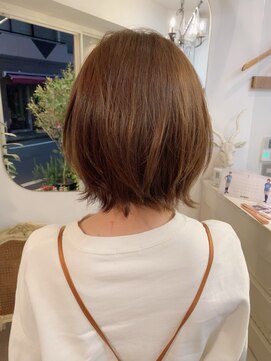 アミュレ ヘア サロン(Amule hair salon) 大人っぽベージュの外ハネショート　梅ヶ丘美容室