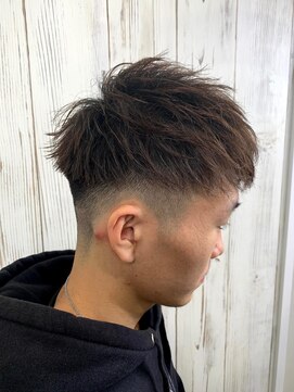 メンズアンダーバーホワイト 南海難波店(Men's _WHITE) フェードツイスト