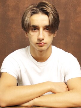 シアンデルカ(CYANDELUCCA) ナチュラルセンターパート