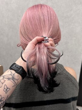 ロウル 渋谷(LOWRL) ペールピンク×エンドブラック