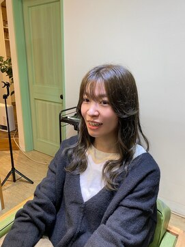 ミオ(mio) フェイスレイヤー×オリーブグリーン