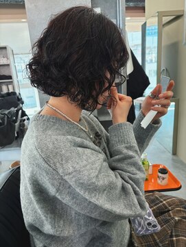 エスキス(ESQUISSE) ボブパーマ