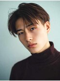 スーツ短髪ツーブロック束感モテるパーマビジネス好感度爽やか