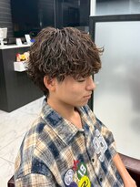 ソレイユ バイ アルフレッド(SOLEIL by alfRed)&nbsp;波巻きツイスパ　ツーブロック　刈り上げ無し