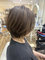 エアージーモ 小倉店(Fate design Air G mo)&nbsp;30代40代50代くびれショート白髪ぼかしハイライト