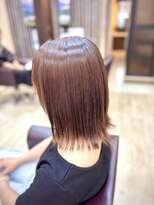 トレセッテ(tre sette)&nbsp;縮毛矯正/顔周りレイヤー/ミディアムスタイル