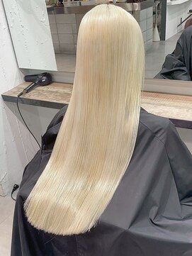 ベレーザ 渋谷(BELEZA) 17008渋谷ホワイトブロンドハッシュカットミルクティーカラー