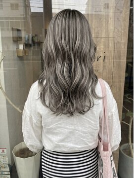 ニコリヘアワークス(nicori hair works) ロング×ハイライト×スモーキーベージュ3