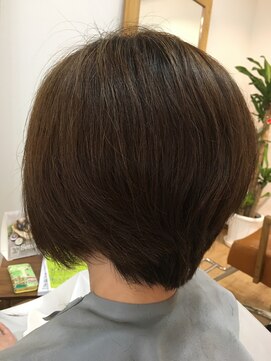 リーフ(reaf) ショートボブ