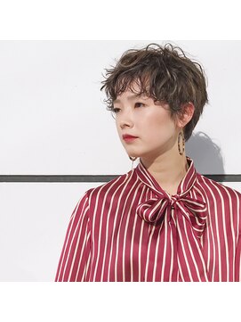 ファースト 吉祥寺(FIRST KICHIJOJI) セミウェット×カーキ暗髪3Dカラースタイル