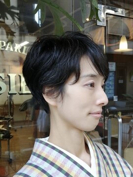 ロジエ(ROSIER) スタイリッシュショートレイヤー